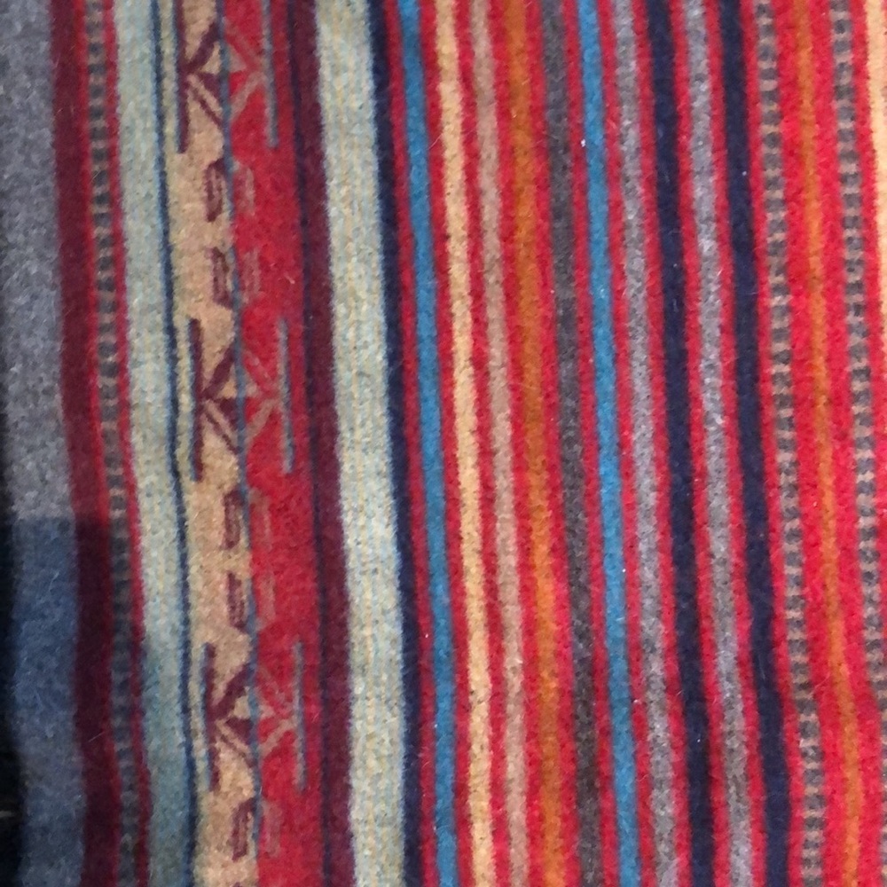 Pendleton Hand Made 100% Wool Rug - Picture 4 of 6
